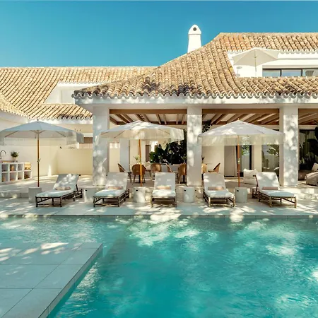 Anfitrión Villas&Suites-2